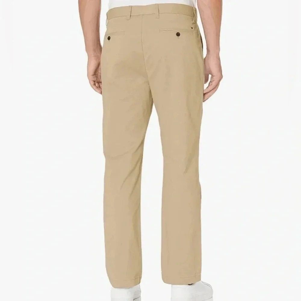 Tommy Hilfiger Chino Pants Custom Fit Khakis Straight leg Mens size 34 X 32 Tan